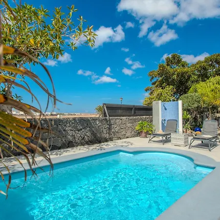 Solsidan Pool, Jacuzzi, A/c 15 Minutes Walking To Marina Rubicon Вилла *