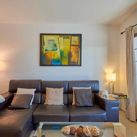 Вилла Solsidan Pool, Jacuzzi, A/c 15 Minutes Walking To Marina Rubicon