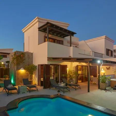 Solsidan Pool, Jacuzzi, A/c 15 Minutes Walking To Marina Rubicon * Коста Бланка