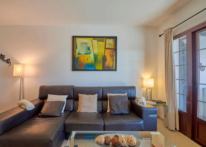 Villa Solsidan Pool, Jacuzzi, A/c 15 Minutes Walking To Marina Rubicón