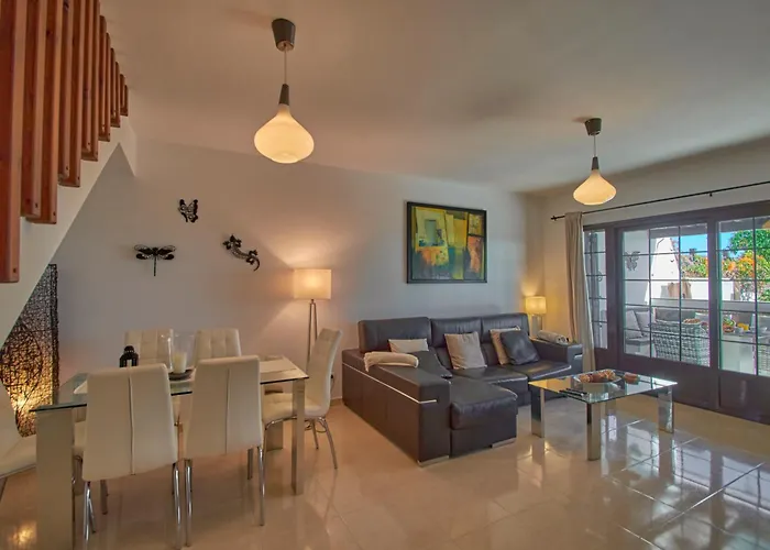 Solsidan Pool, Jacuzzi, A/c 15 Minutes Walking To Marina Rubicón Villa Playa Blanca (Lanzarote)