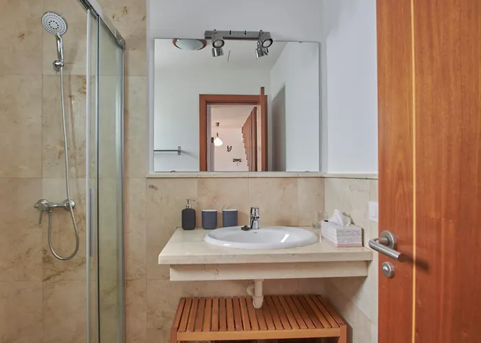 Villa Solsidan Pool, Jacuzzi, A/c 15 Minutes Walking To Marina Rubicón *